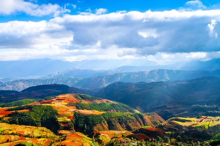 云-光影-旅行-色彩-风景 图片素材