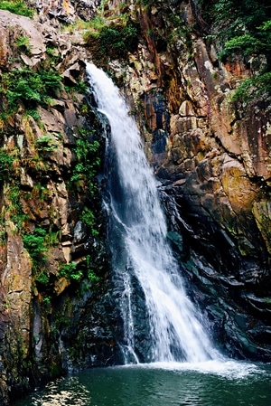 幽静-泉水-瀑布-风景-水面 图片素材