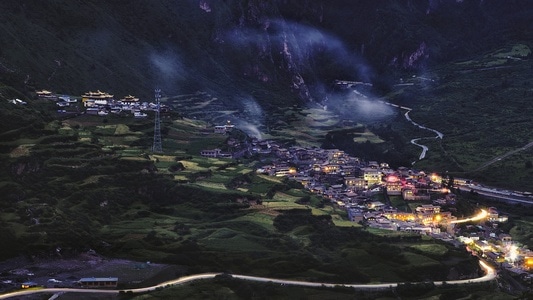 风光-人文风光-光影-夜景-山 图片素材