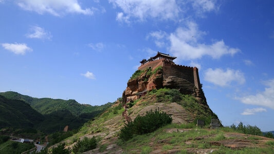旅行-风光-古迹-山寨-蓝天白云 图片素材