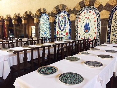 旅行-土耳其-餐厅-餐桌-长桌 图片素材
