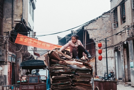 扫街-街道-工人-女人-女性 图片素材
