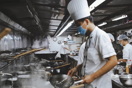 美食-阿拉斯加巨蟹-厨房-后厨-厨师 图片素材
