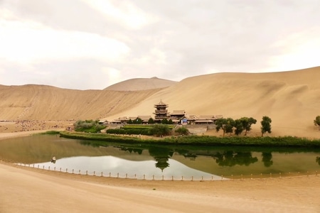 月牙泉-旅行-风景-月牙泉-建筑 图片素材