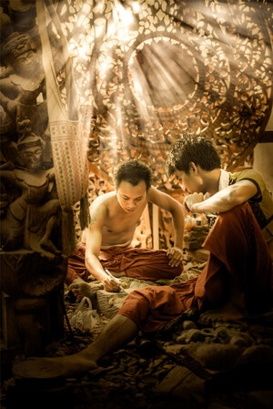 缅甸-男人-男性-阳光-缅甸 图片素材