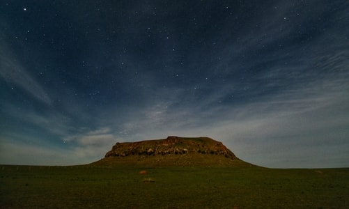 自然-星空-火山-平顶火山-北斗七星 图片素材