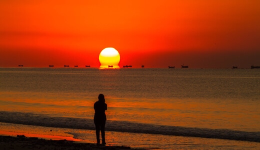 黄海日出-银滩的早晨-黄海-海-海边 图片素材
