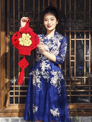 春节-古风-女性-女人-美女 图片素材