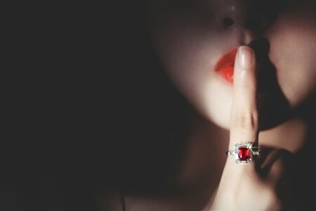 红宝石-宝石-珠宝-饰品-红色 图片素材