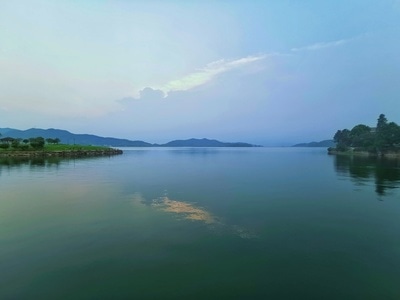 湖水-远山-日落-长桥-夏日 图片素材