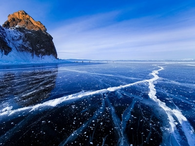 贝加尔湖-蓝色-冰冻-冰裂-远方 图片素材