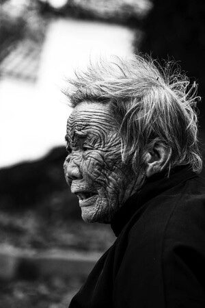 岁月-老人-老人-女人-女性 图片素材