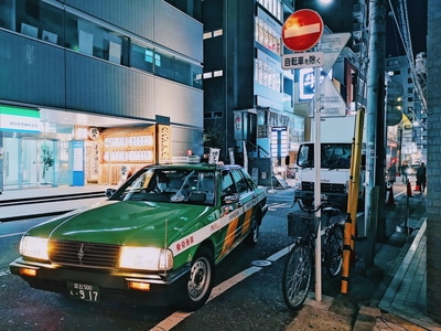东京-街头-东京塔-夜景-手机摄影 图片素材