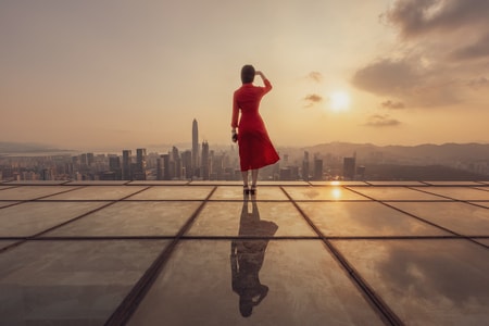 风光-深圳-汉国大厦-女性-女人 图片素材