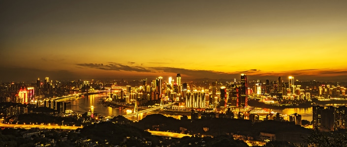 重庆地标-渝中半岛-鎏金溢彩-城市-城市风光 图片素材