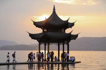 杭州-街头摄影-西湖-湖滨-集贤亭 图片素材