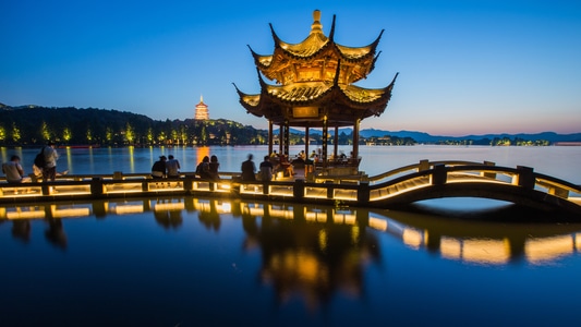 杭州-西湖-雷峰塔-暮色-长桥公园 图片素材