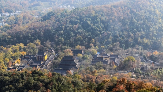 杭州-灵隐寺-俯瞰-秋色-北高峰 图片素材