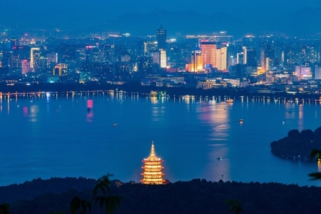 夜色-暮色-俯瞰-雷峰塔-玉皇山 图片素材