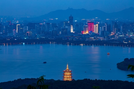 夜色-暮色-俯瞰-雷峰塔-玉皇山 图片素材