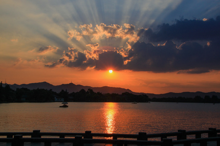 杭州-西湖-雷峰夕照-雷峰塔-夕阳 图片素材