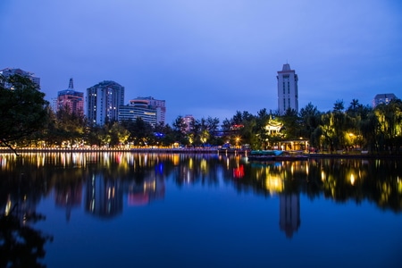 我的2019-云南-昆明-翠湖公园-夜色 图片素材