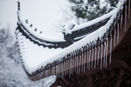 杭州-永福寺-冰挂-雪霁-房檐 图片素材