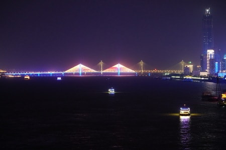 江城-灯光秀-夜景-色彩-节日 图片素材