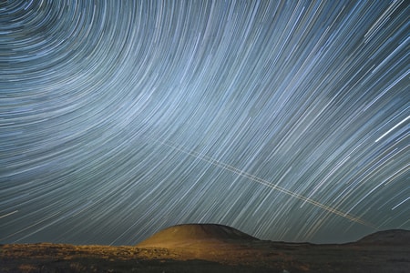 星轨-火山-蜘蛛网-星轨-星空 图片素材