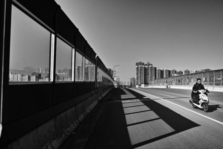 城市-街拍-人像-道路-路面 图片素材