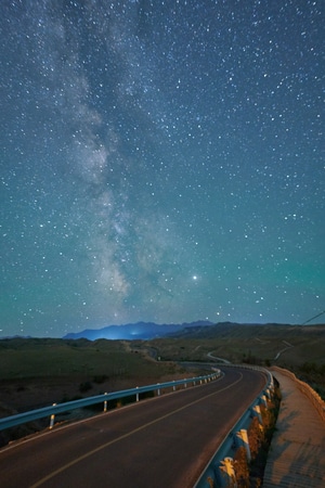 风光-旅行-公路-星星-星空 图片素材