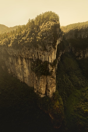 天坑-悬崖-峡谷-户外-旅行 图片素材