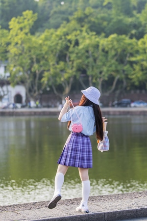 人文纪实-街拍-电脑传图-游人-美丽西湖 图片素材