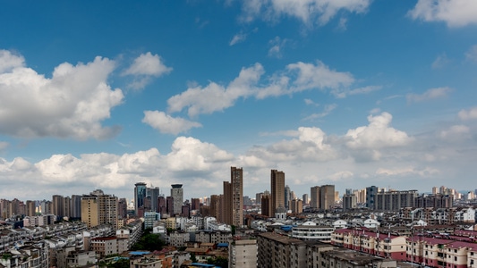 打卡挑战-多云-风光-城市-城市 图片素材