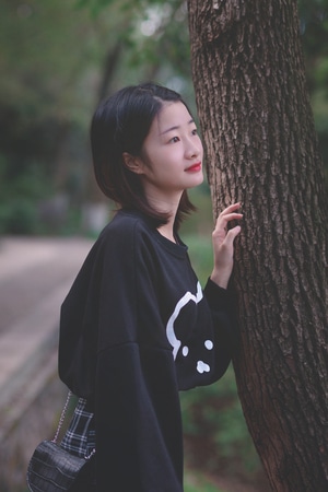 人像-美女-阳光-睛天-春天 图片素材