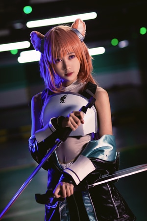 cosplay-明日方舟-砾-郴州约拍-地下室 图片素材