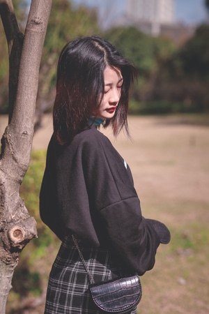 人像-美女-阳光-睛天-春天 图片素材