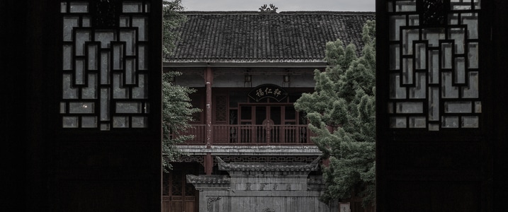 阴天-郴州约拍-爱莲湖-雕刻-牌坊 图片素材