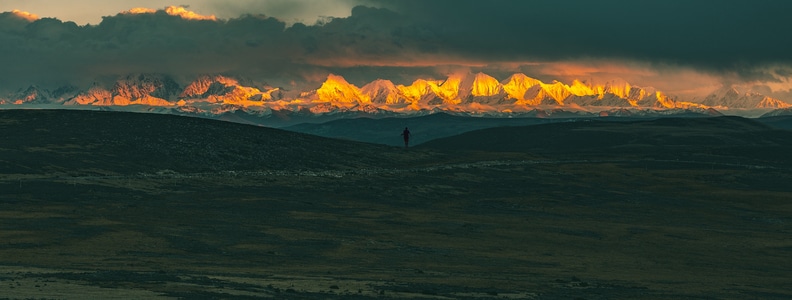 贡嘎-贡嘎山-夕照-夕照贡嘎-贡嘎群峰 图片素材