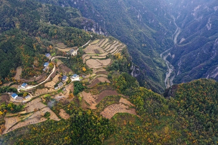 湖北-宜昌-兴山-黄粱-山里人家 图片素材