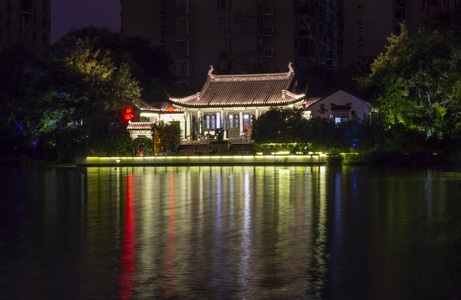 电脑传图-宅家-水乡-房屋-湖泊 图片素材