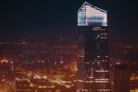 城市建筑-冬季-夜景-赛博朋克风-调色 图片素材