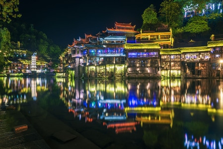凤凰古城-夜景-倒影-反射-风光 图片素材