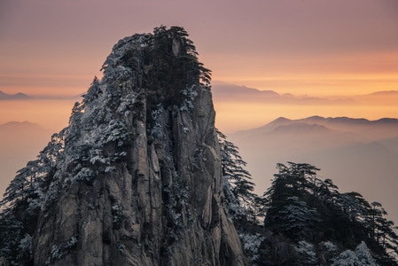 黄山-山-松-冬季-雪 图片素材