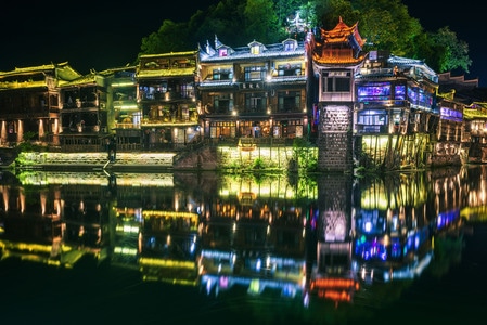 凤凰古城-夜景-倒影-反射-风光 图片素材